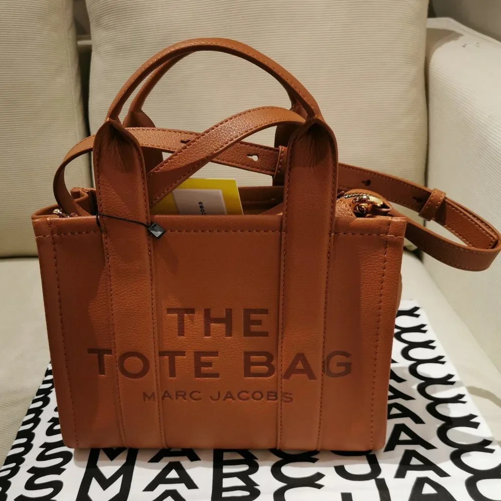 Marc Jacobs the Leather Mini Tote Bag Argan Oil - Picture 2 of 16